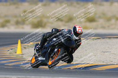 media/Apr-09-2023-SoCal Trackdays (Sun) [[333f347954]]/Turn 11 (10am)/